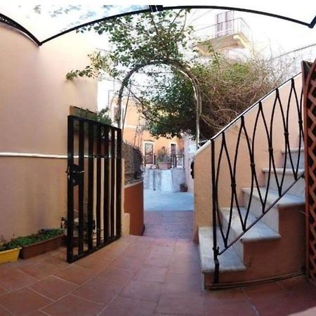 לה מדלנה Locanda Genovese 20 מראה חיצוני תמונה