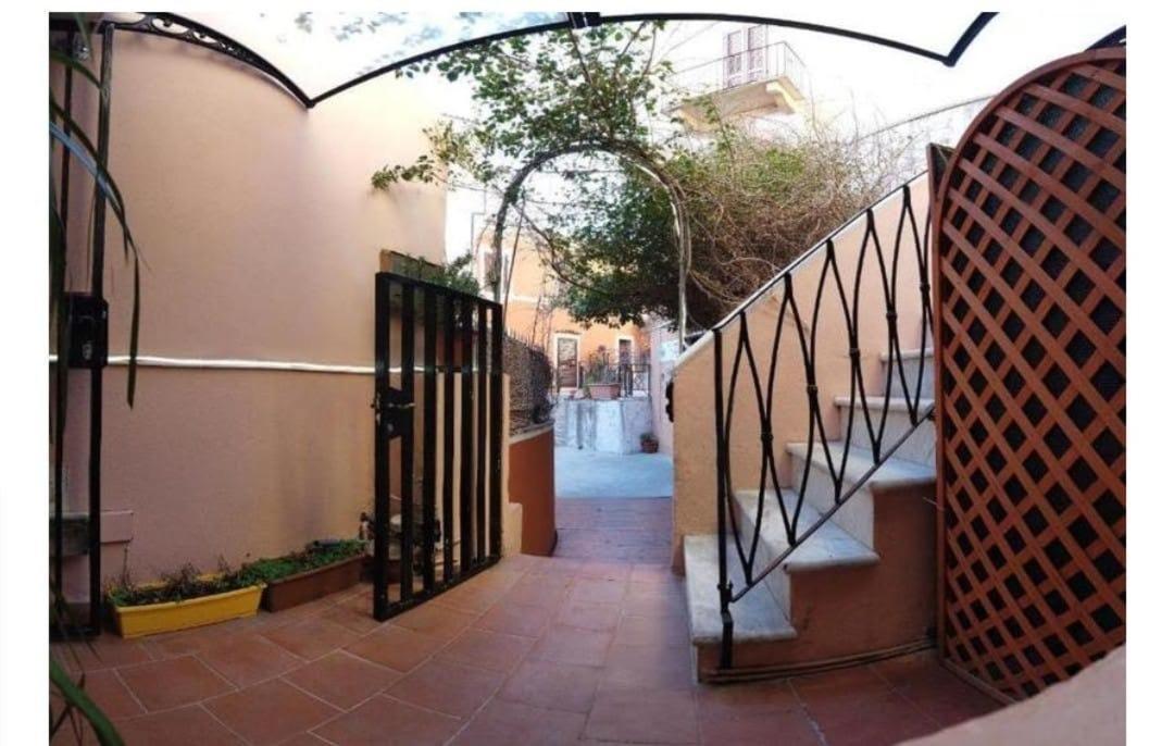 לה מדלנה Locanda Genovese 20 מראה חיצוני תמונה
